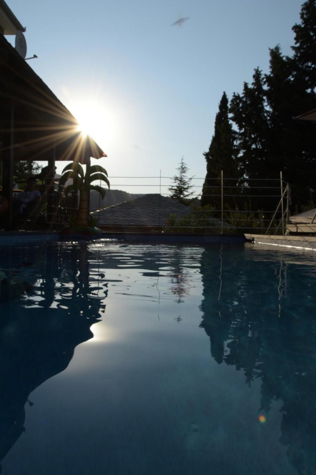 Pacithea Villas Miléai Екстериор снимка